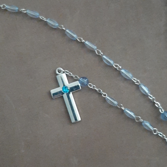 "My 1st Rosary" container and rosary - Picture 4 of 5
